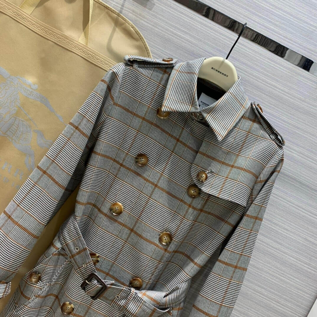 Burberry Vintage Check Burberry Trench Coat A957039