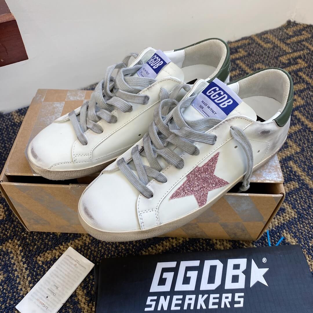 Golden Goose Superstar Sneaker WZ269