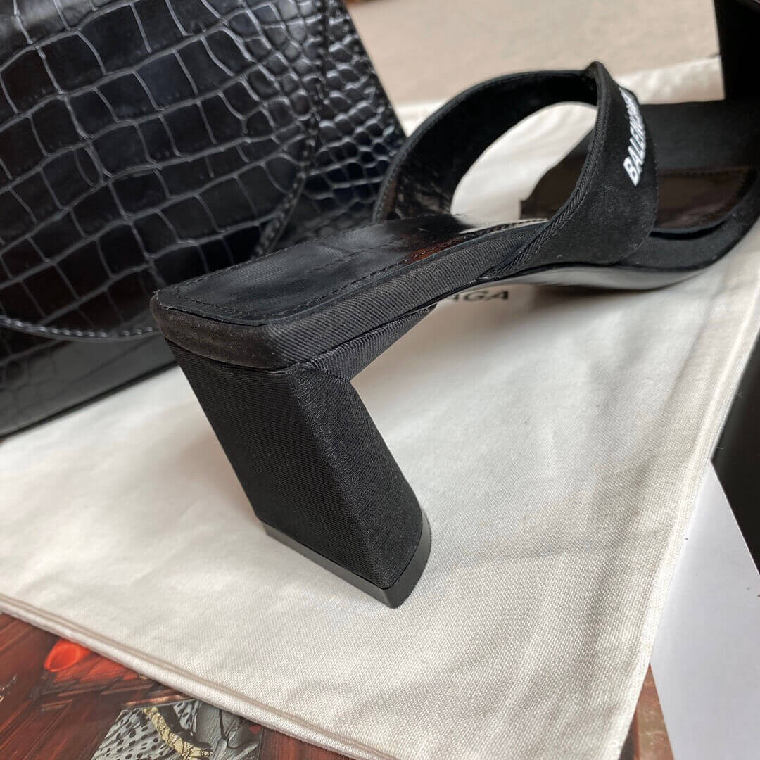 Balenciaga Logo T-bar sandals 434344-1