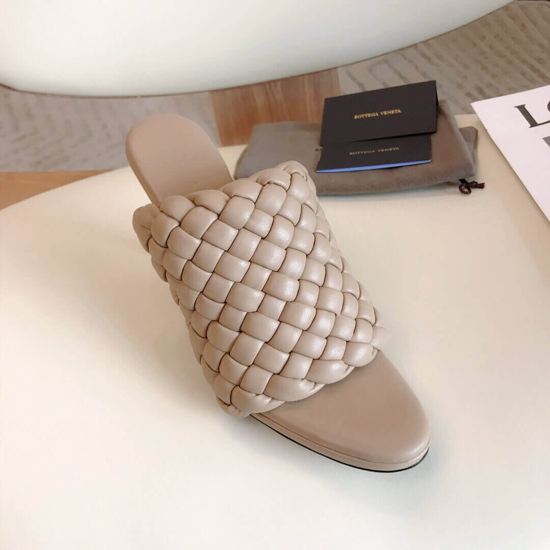 Bottega Veneta BV Curve Sandals 621340 Tapioca