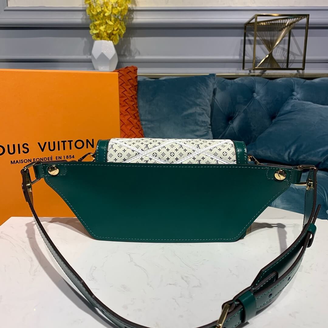 Louis Vuitton Bumbag Dauphine M53228