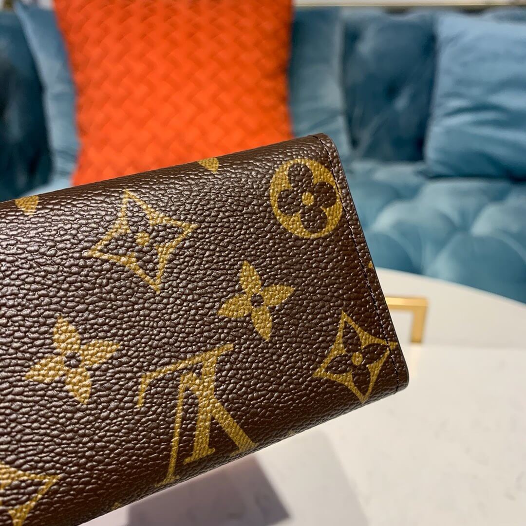 Louis Vuitton Monogram Canvas 6 Key Holder M60701