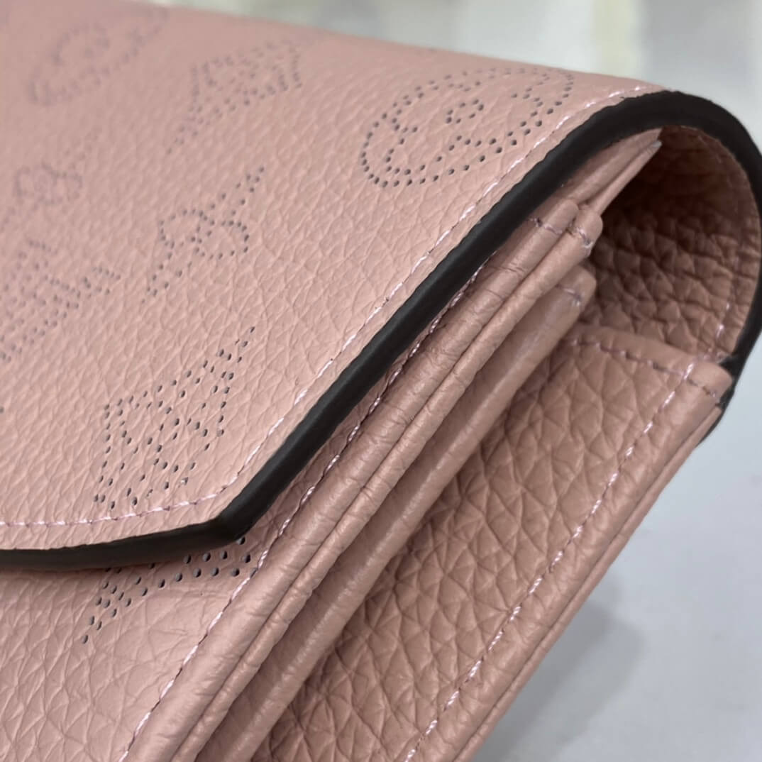 Louis Vuitton Mahina Leather Iris Wallet M60143