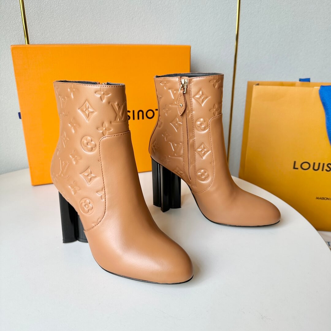 Louis Vuttion Silhouette Ankle Boot 1ABP9M