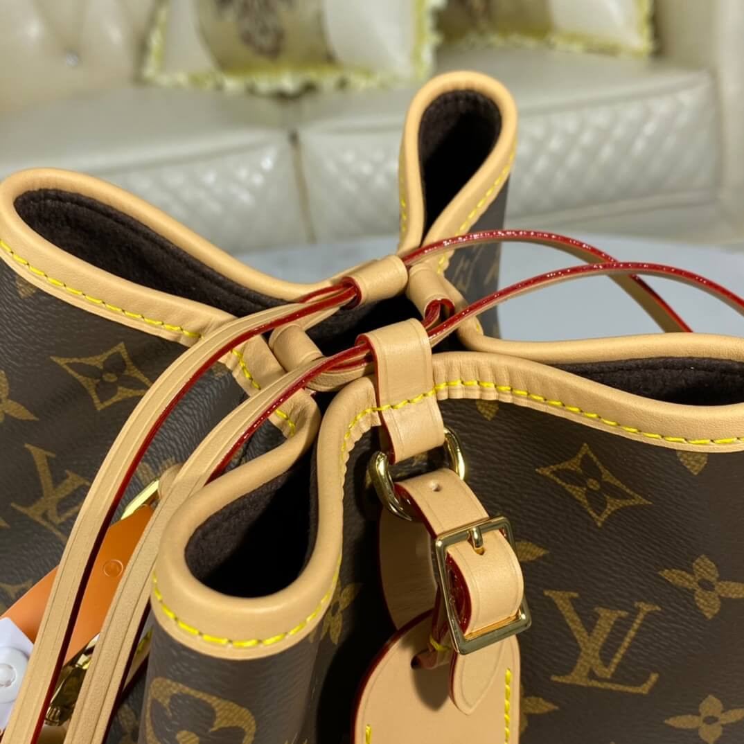 Louis Vuitton Monogram Canvas Bucket Bag M45550
