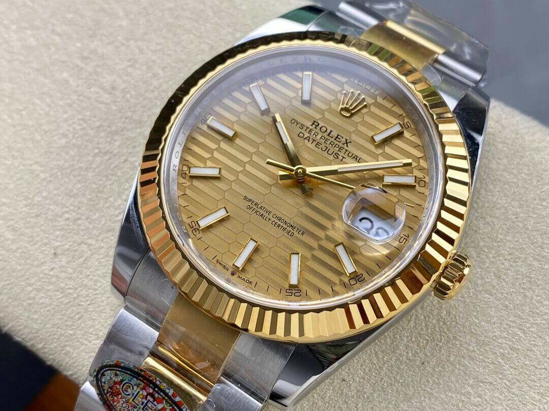 Rolex Datejust 41mm Oystersteel and Yellow Gold Automatic Fluted Bezel