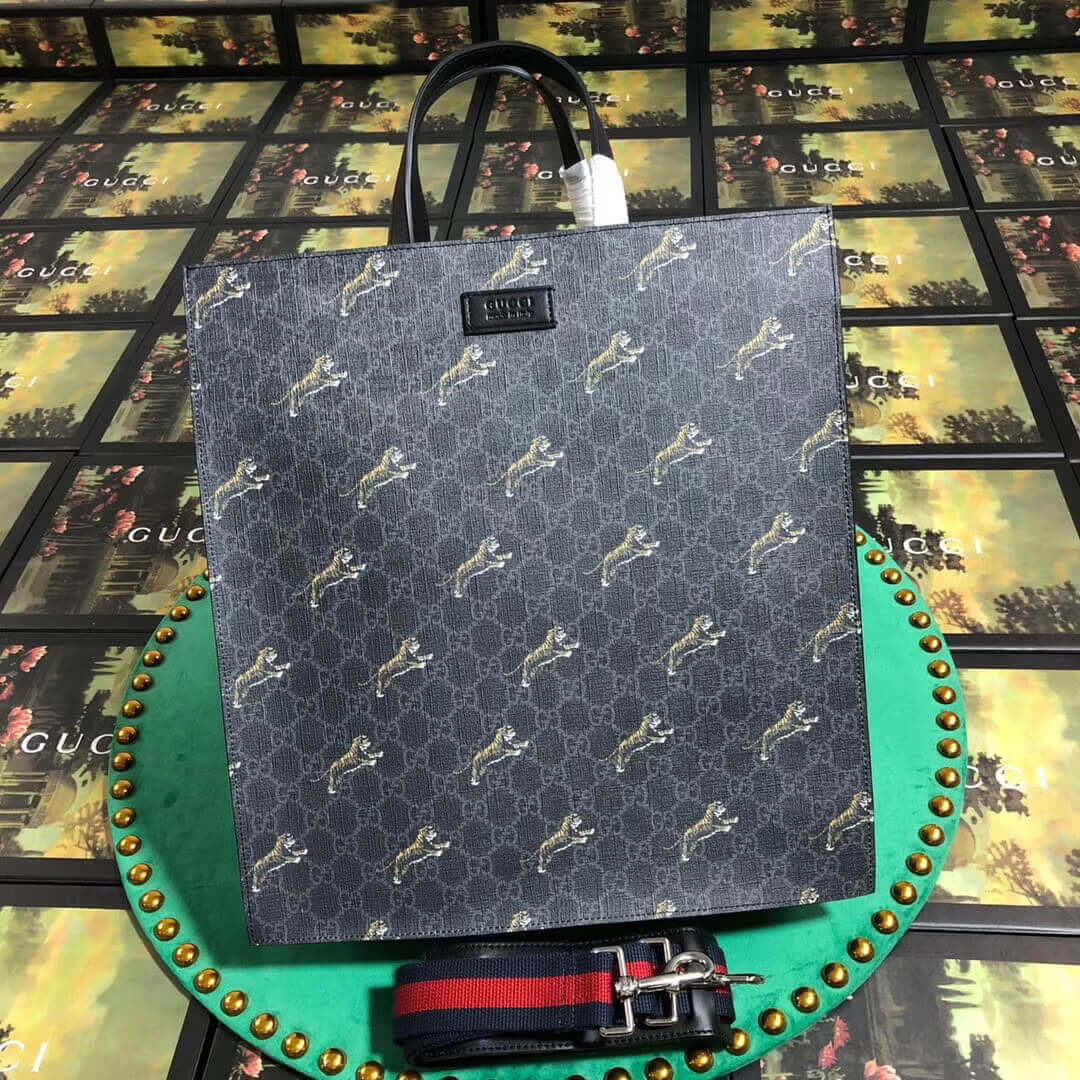 Gucci GG Supreme Tigers Tote 495559