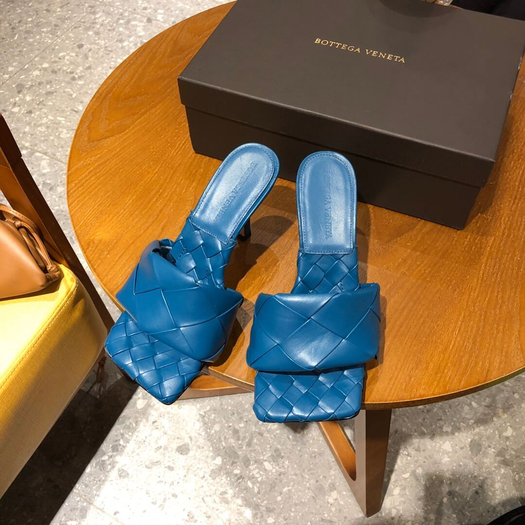 Bottega Veneta Lido Sandals 608854