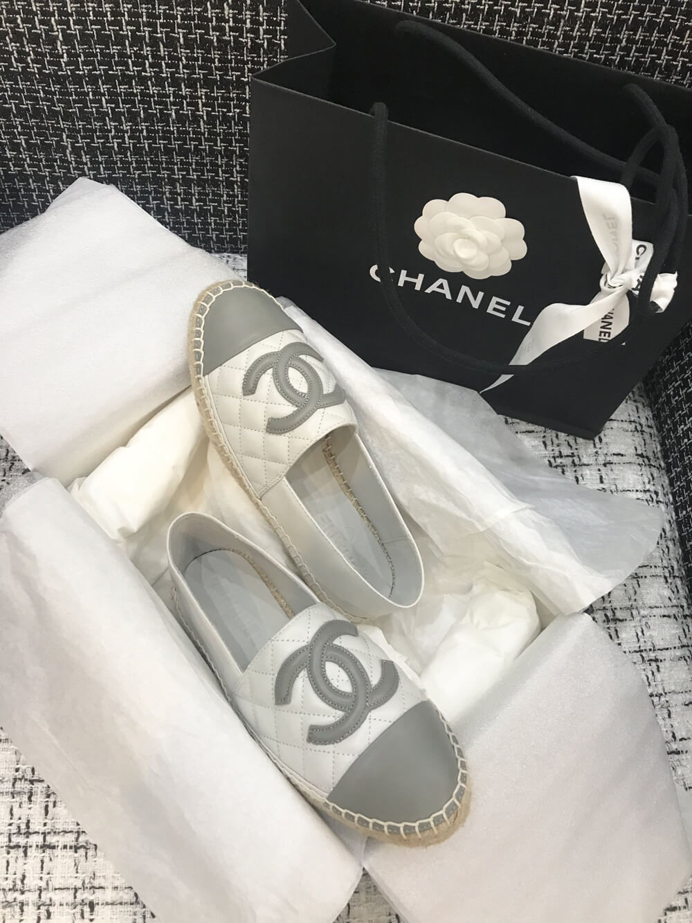 Chanel CC Quilted Espadrilles G29762 White/Grey