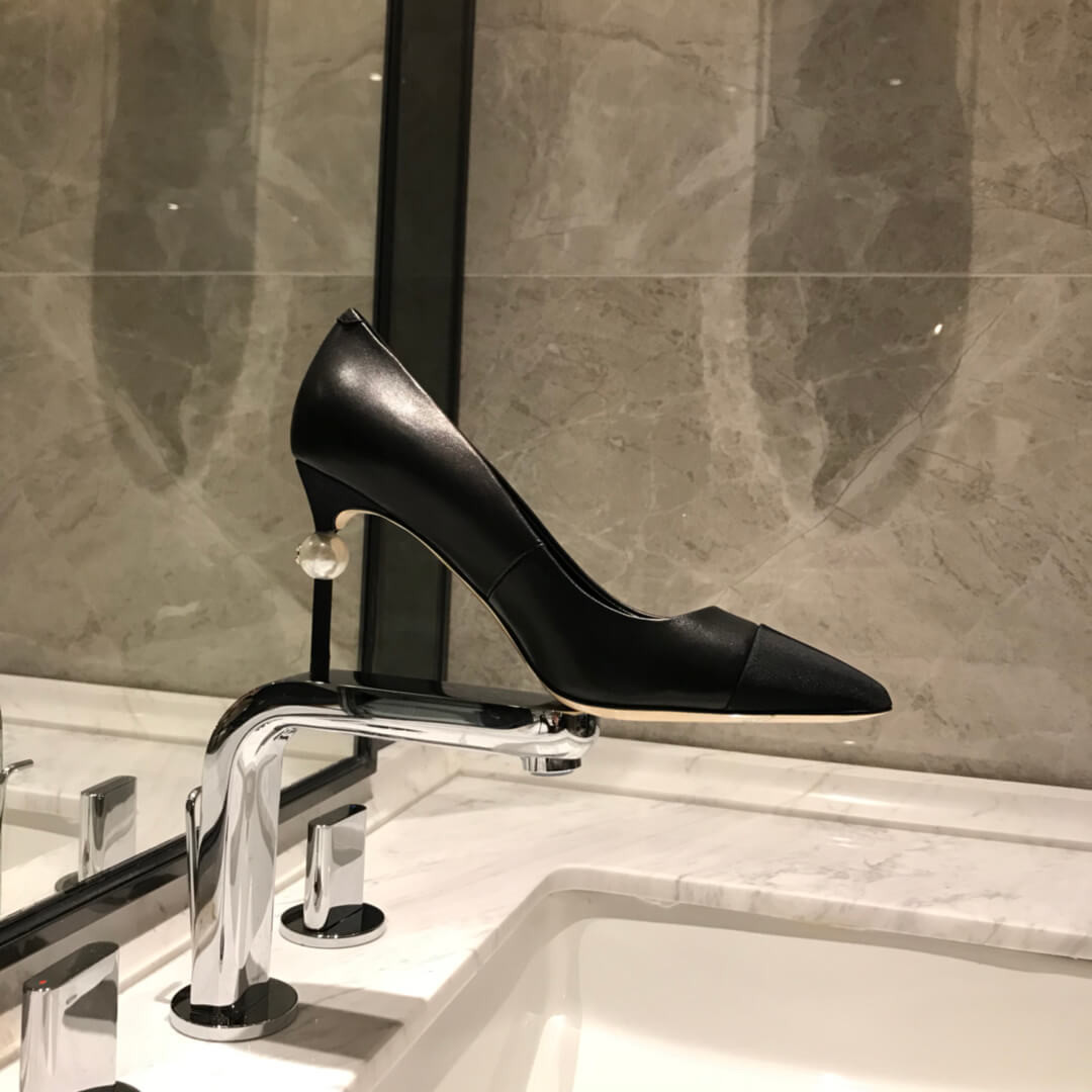 Chanel Calfskin & Velvet Pump With Pearl G178144