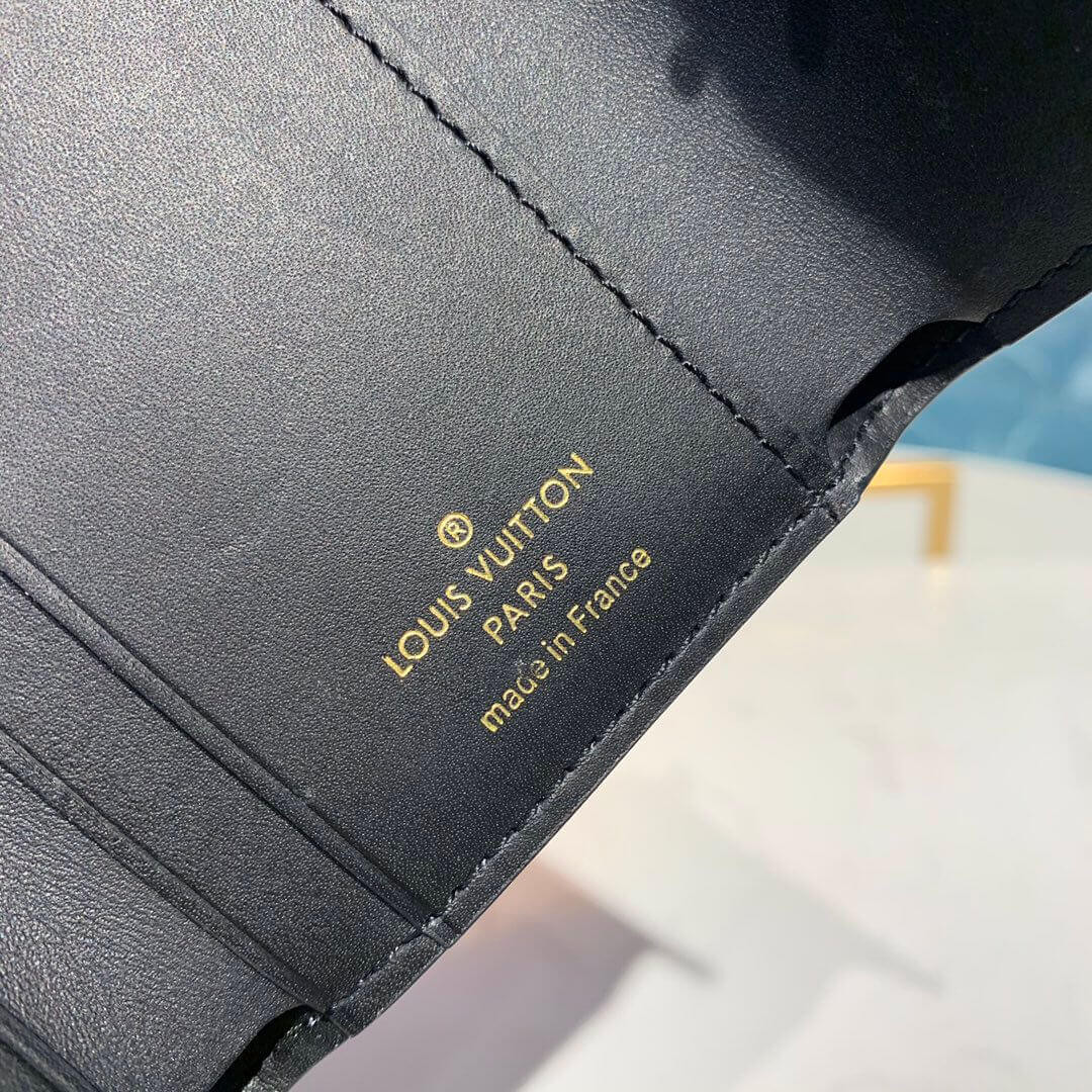 Louis Vuitton Monogram Giant Jungle Zoe Wallet M62933