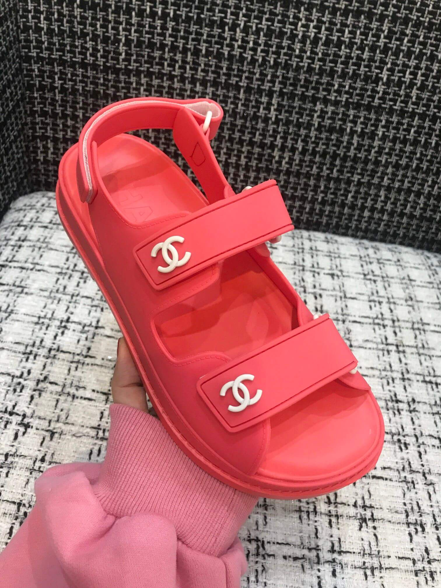 Chanel Velcro Sandals G31848 Rosy