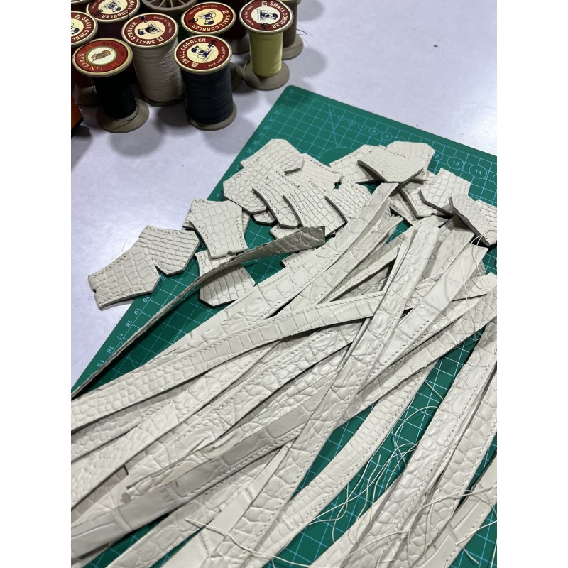 Hermes bag making process Bk25/30 milkshake white touch    The process of making crocodile skin pattern