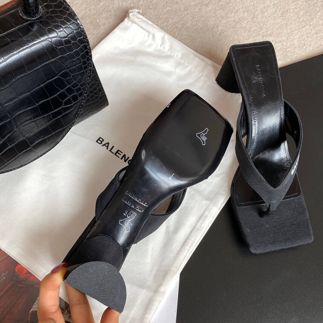 Balenciaga Logo T-bar sandals 434344-1