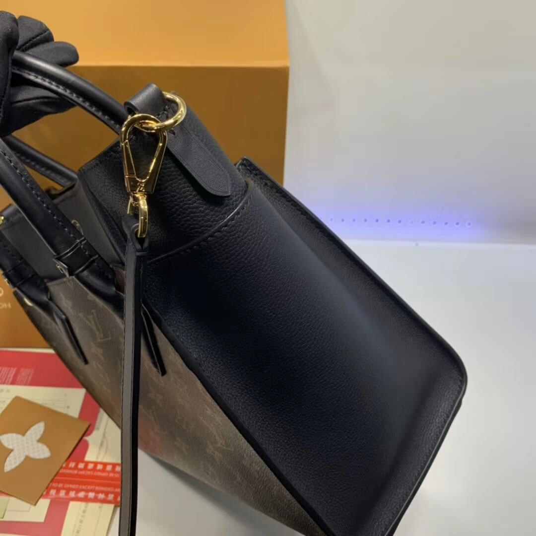 Louis Vuitton On My Side Bag M55933