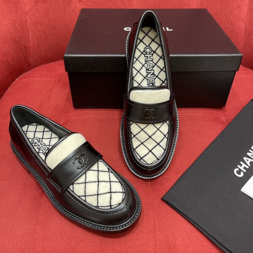 Chanel Black Leather and White Velvet Loafers