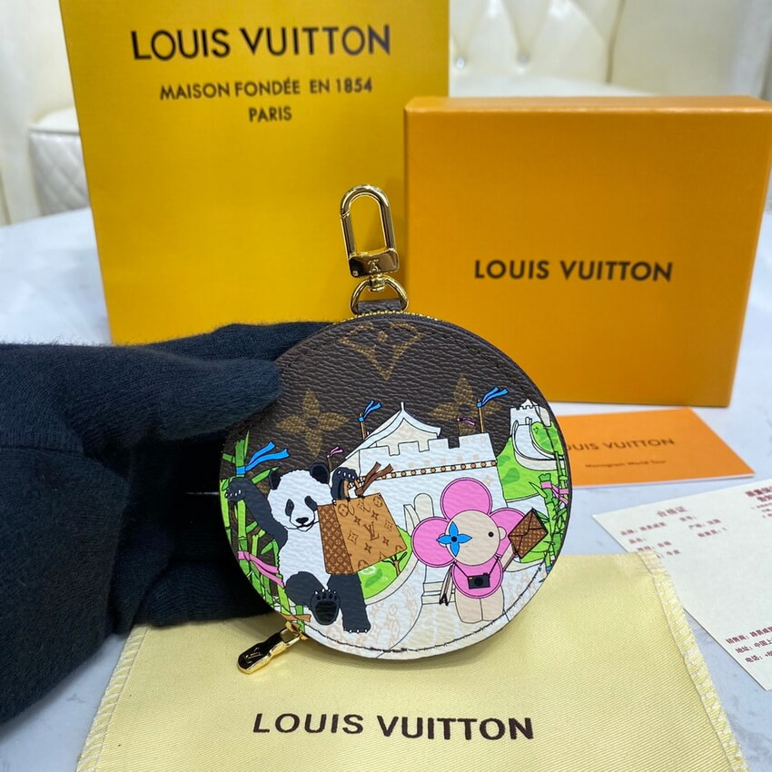 Louis Vuitton Monogram Round Coin Purse M80864B