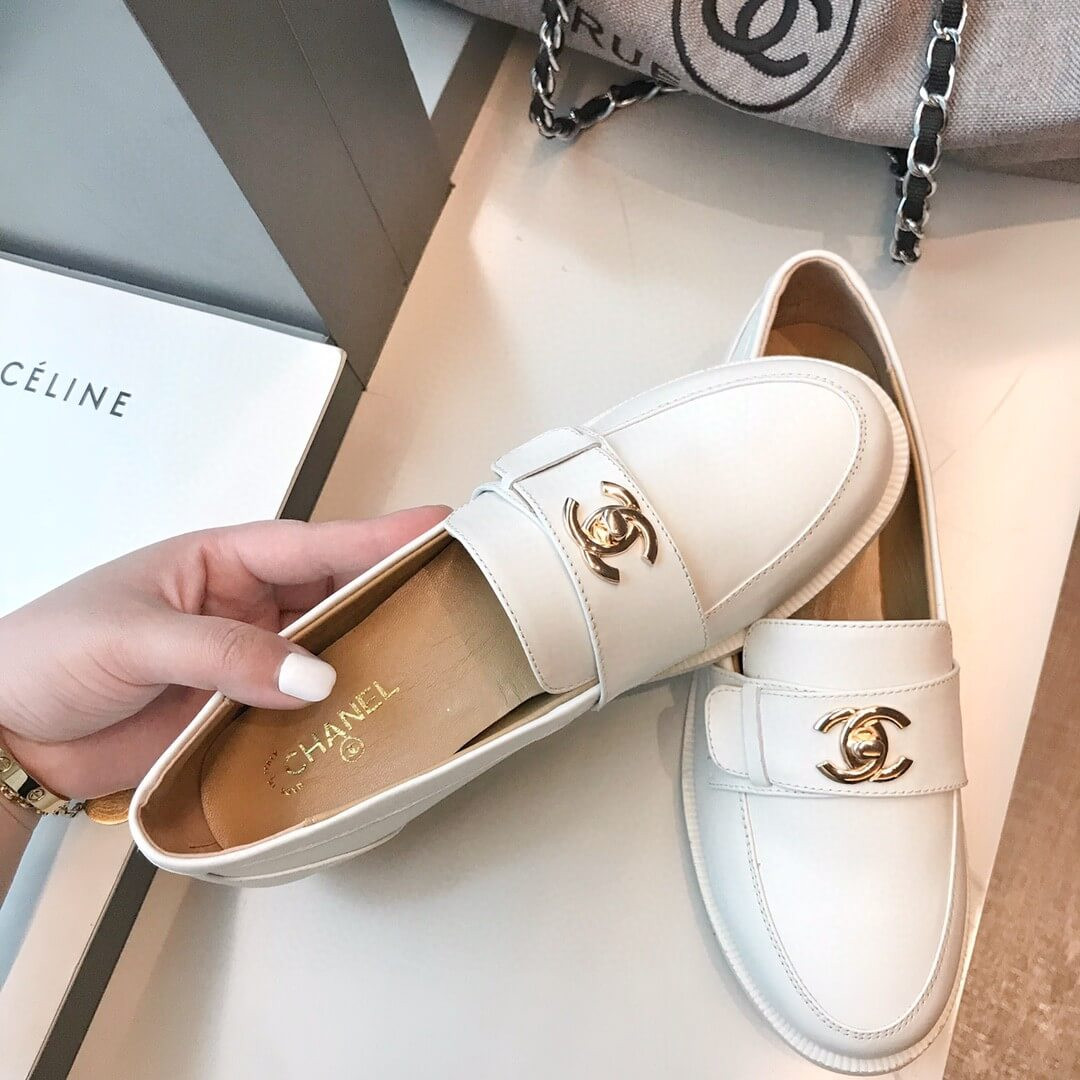 Chanel CC Turnlock Loafers And Leather Loafers G429295