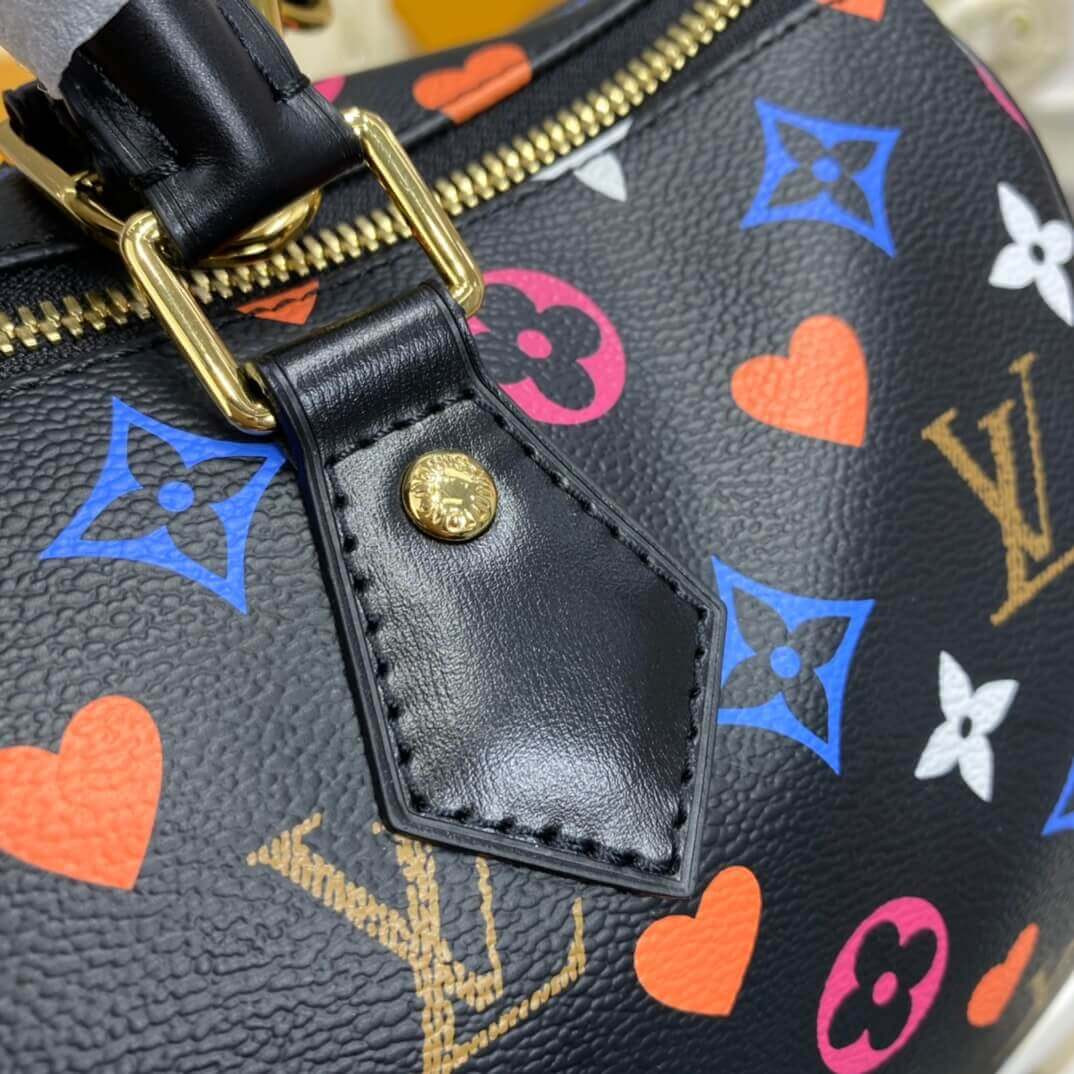 Louis Vuitton Game On Speedy Bandoulière 30 M57465