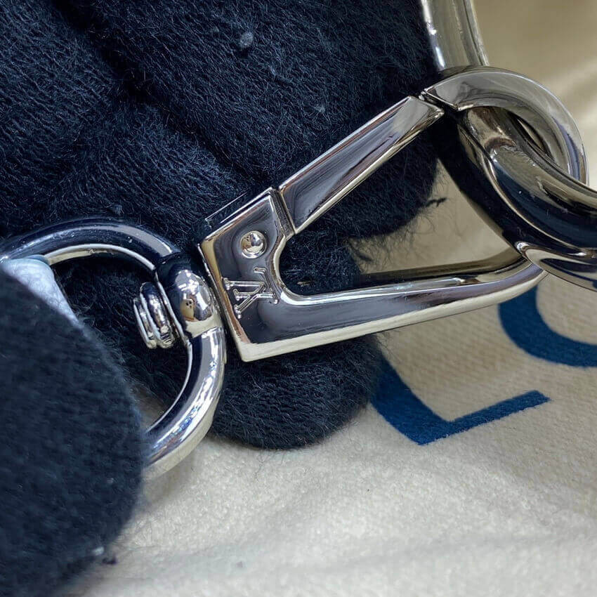 Louis Vuitton Beaubourg Hobo MM M58482 White