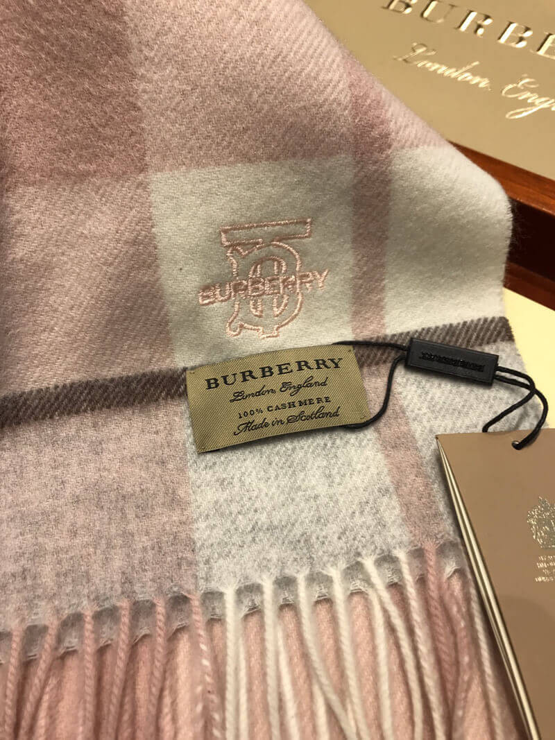 Burberry Unisex Check Wool Scarf 2401