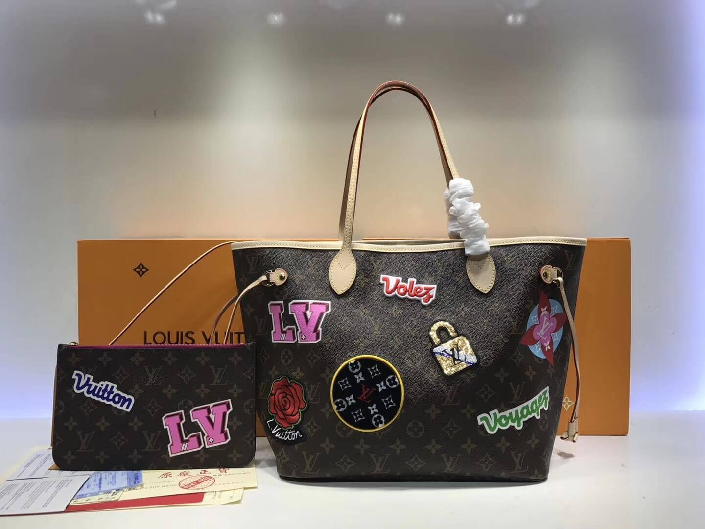 Louis Vuitton Monogram Canvas Neverfull MM M43988