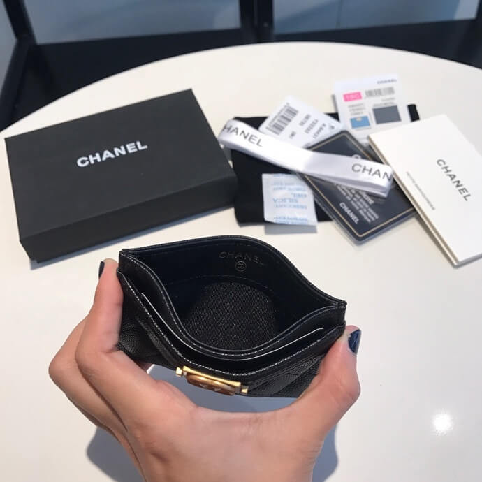 Chanel Grained Calfskin Boy Card Holder A84431