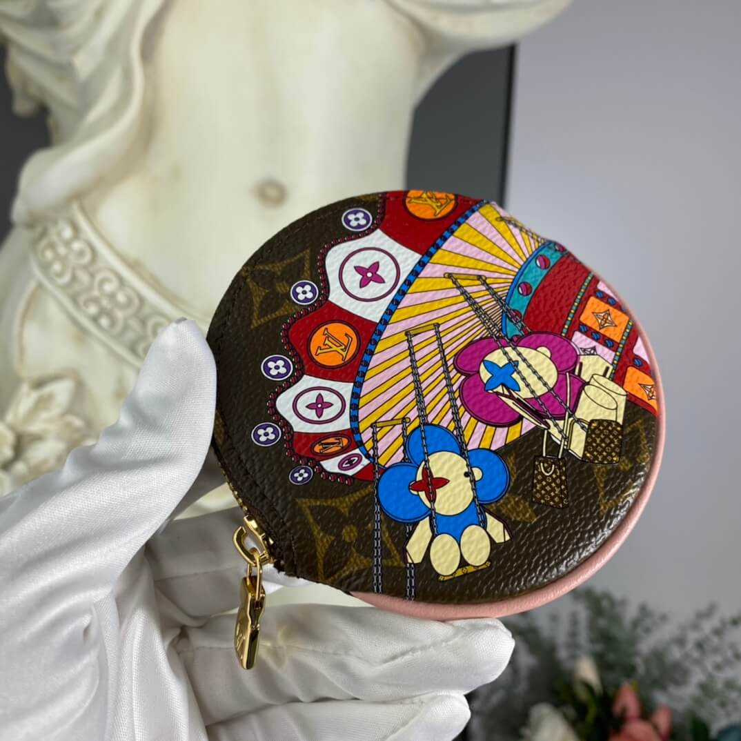 Louis Vuitton Christmas Animation 2020 Round Coin Purse M69757
