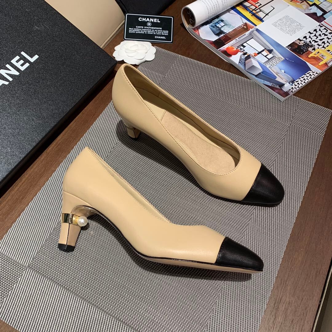 Chanel Klassische Pumps G35802