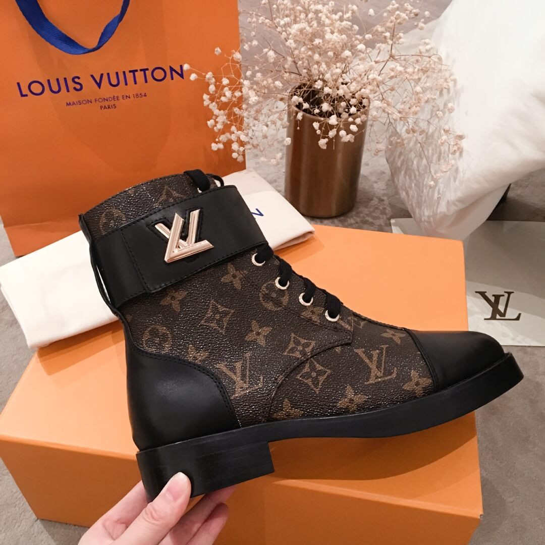 Louis Vuitton Wonderland Flat Ranger Boot 1A2Q3N