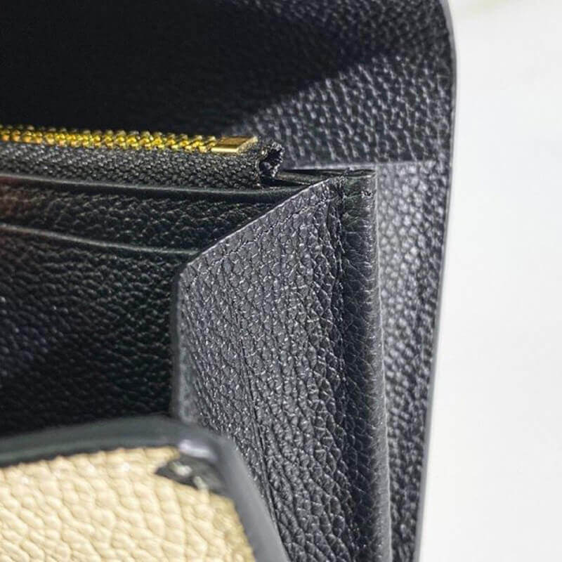 Louis Vuitton LV Crafty Sarah Wallet M69514