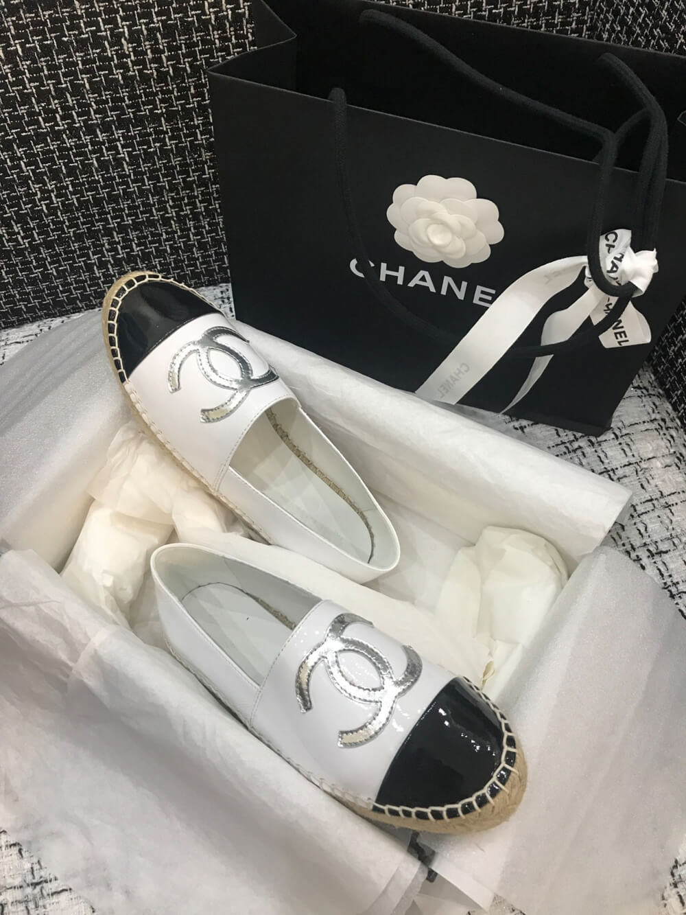 Chanel Patent Calfskin & Metallic Goatskin Espadrilles G29762