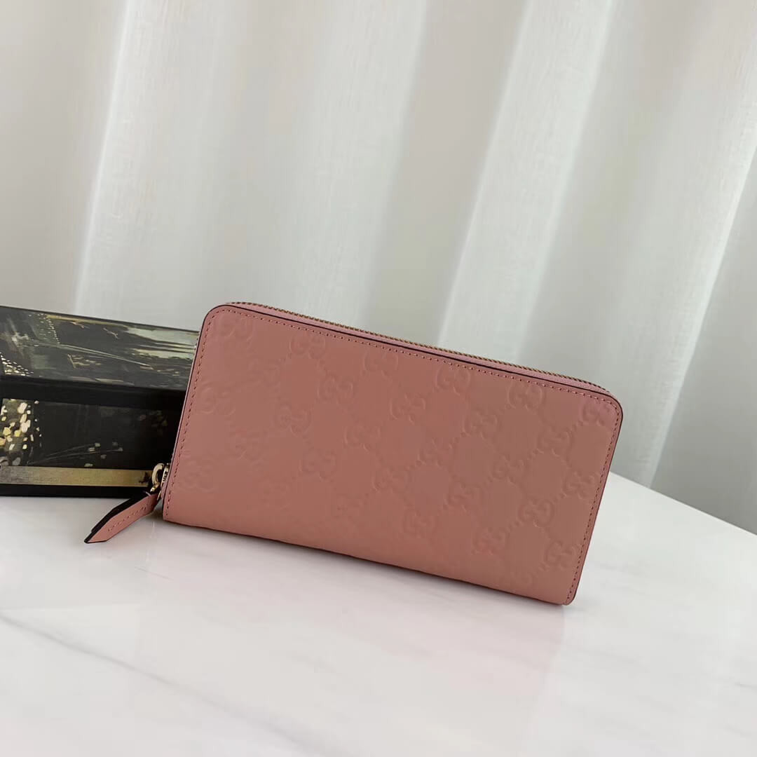 Gucci Signature Zip Around Wallet 410102