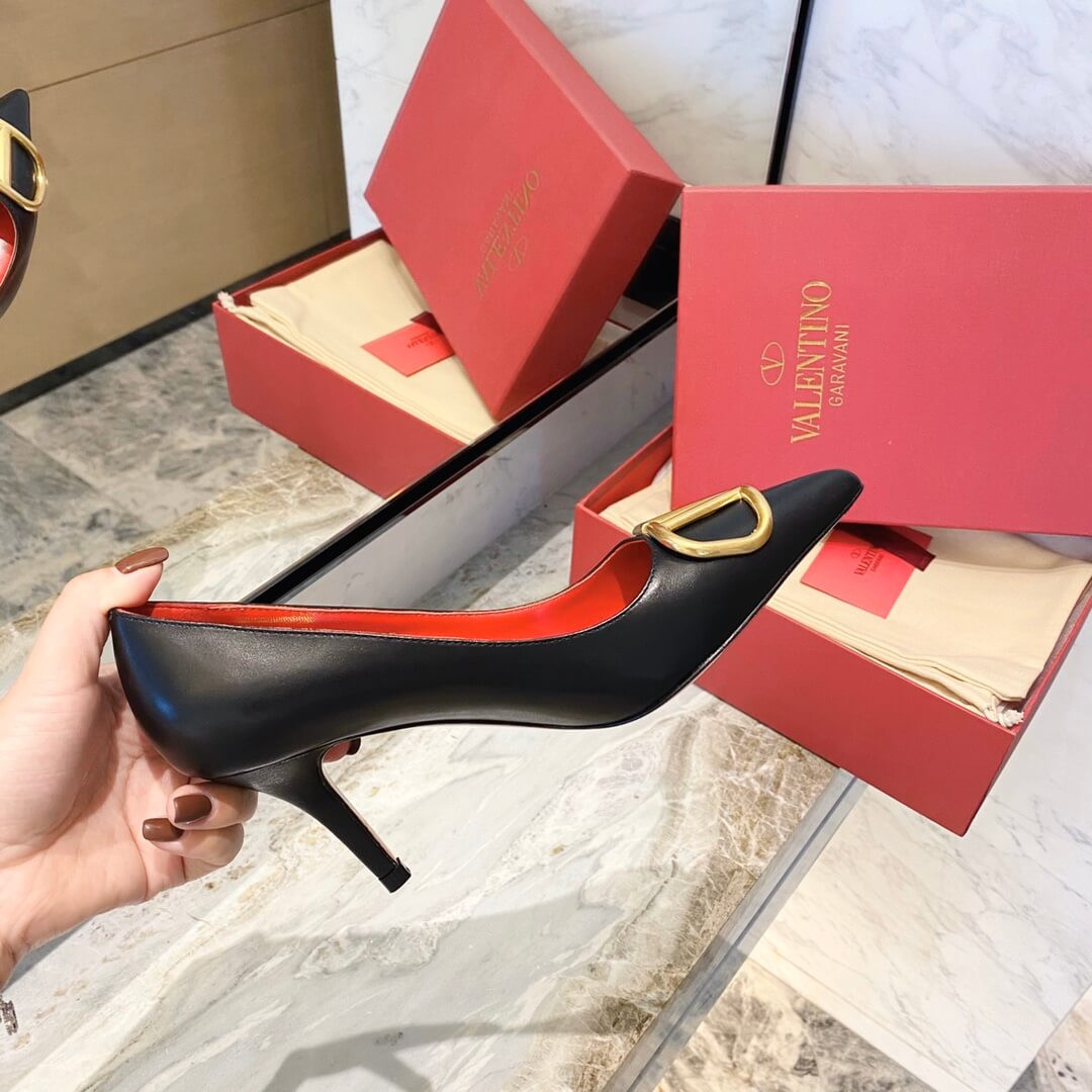 Valentino Garavani Vlogo Calfskin Pump 75mm TW2S0R78