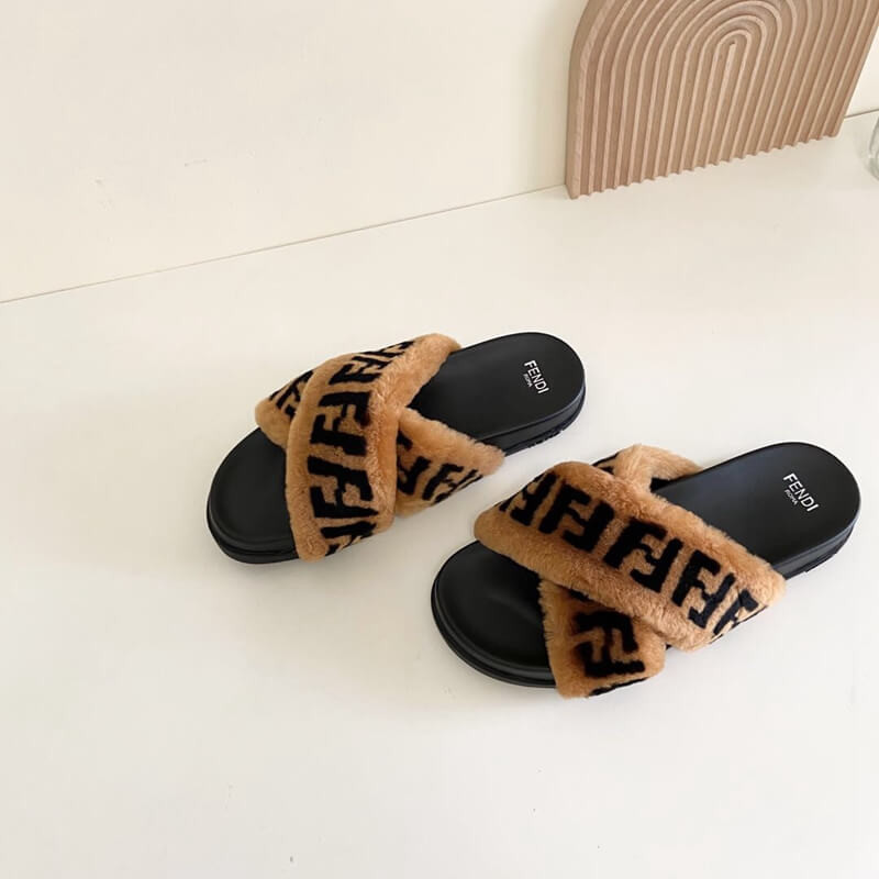 Fendi Logo Shearling Fur Slides Sandals F126