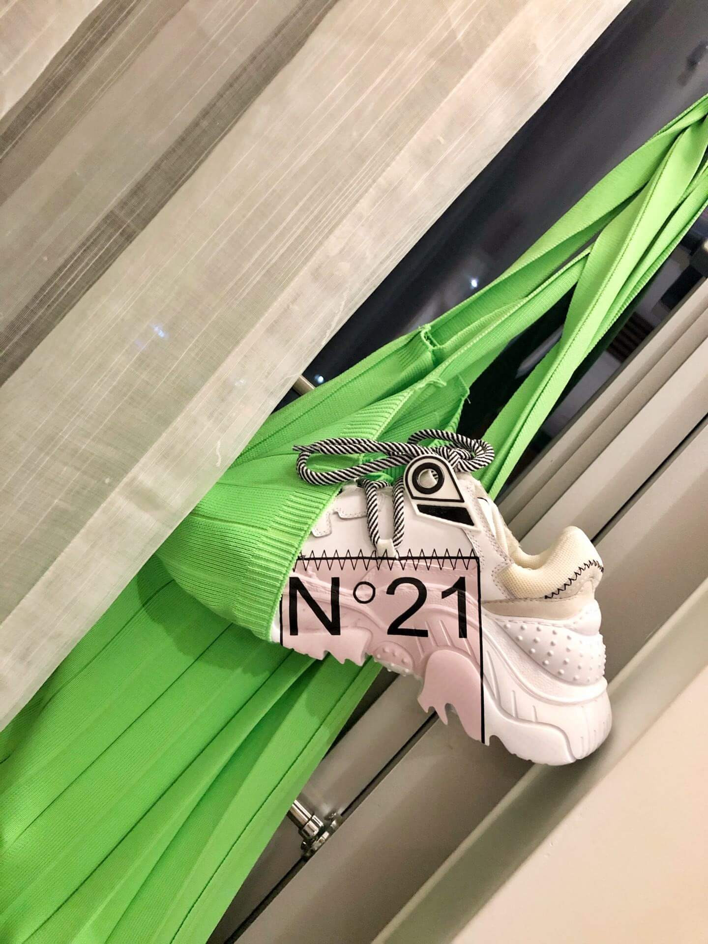 N21 Limited Edition Billy Sneakers