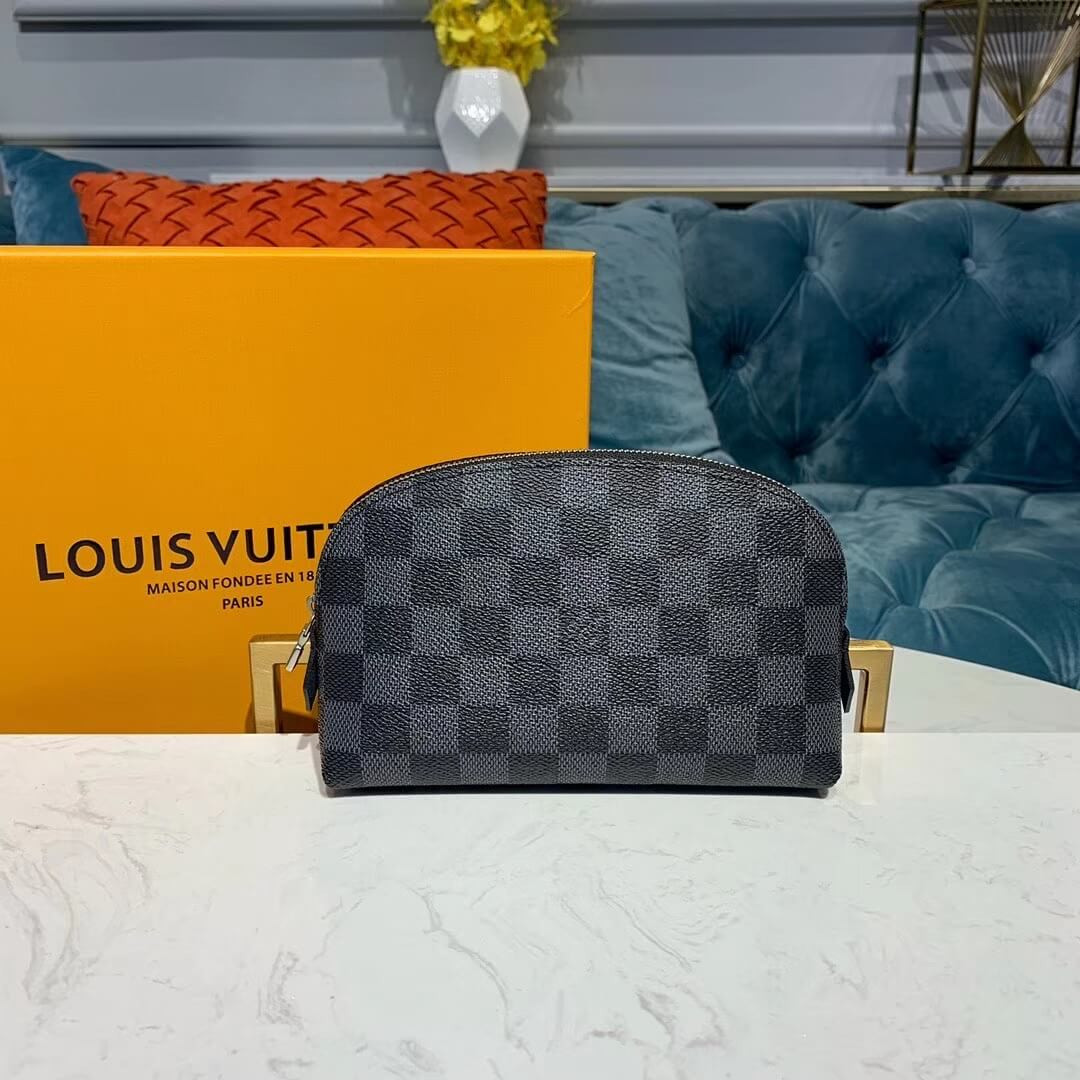 Louis Vuitton Damier Graphite Cosmetic Pouch M60024