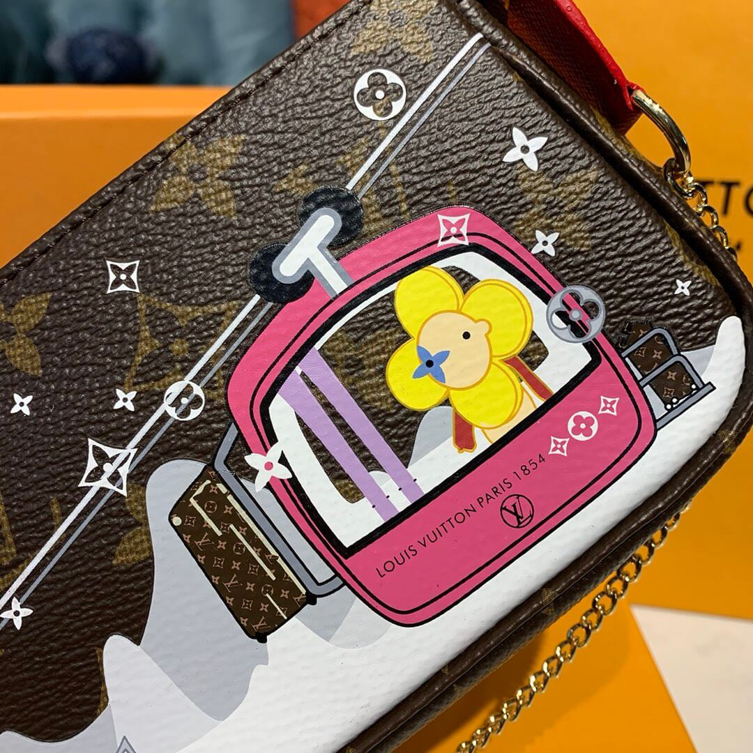 Louis Vuitton Courchevel Mini Pochette Accessoires M68490