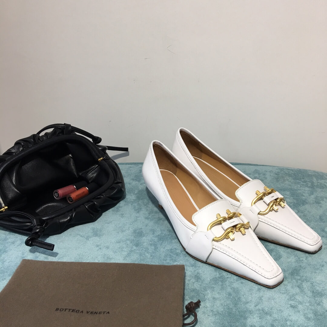 Bottega Veneta Madame Leather Pumps 594559