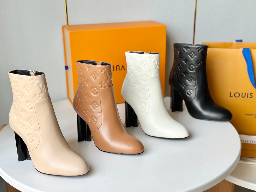 Louis Vuttion Silhouette Ankle Boot 1ABP9M