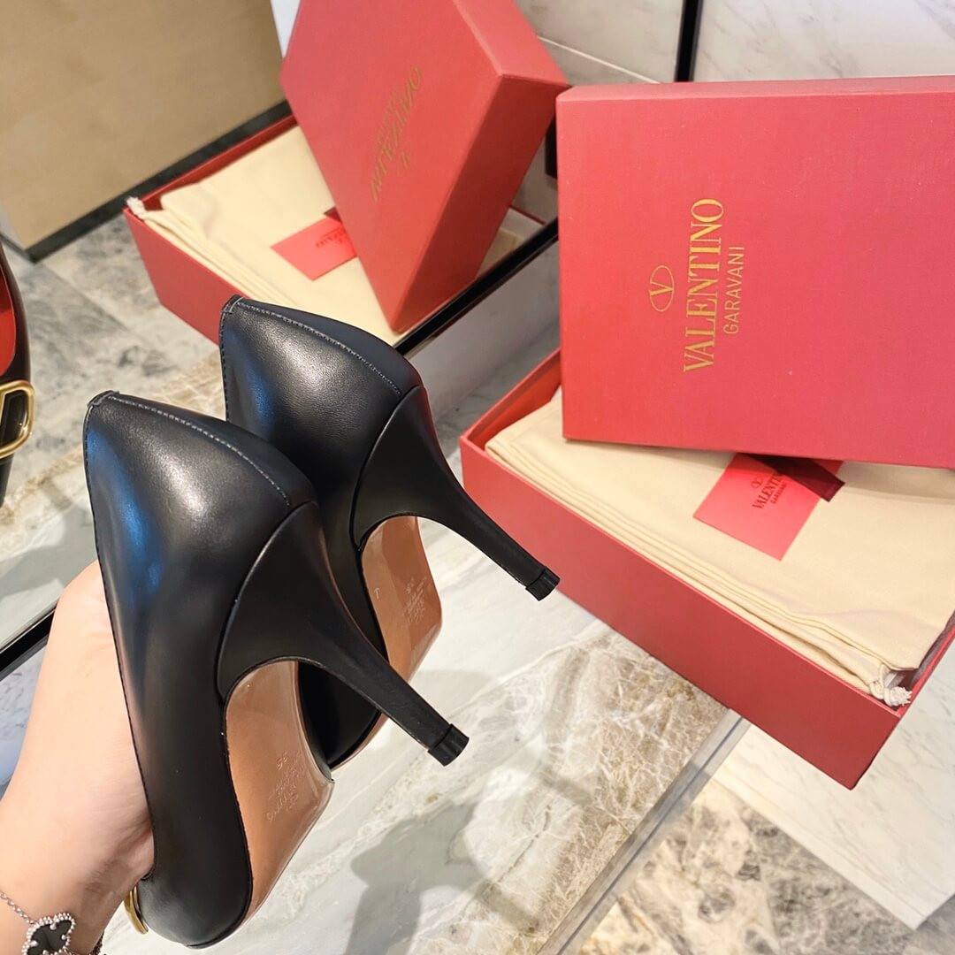 Valentino Garavani Vlogo Calfskin Pump 75mm TW2S0R78