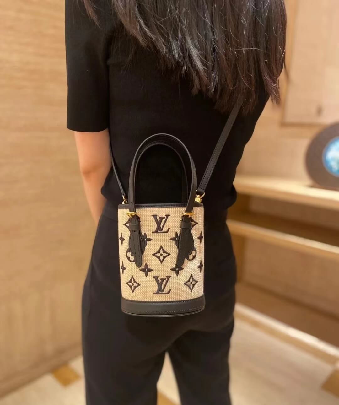Louis Vuitton Nano Bucket Bag M82418