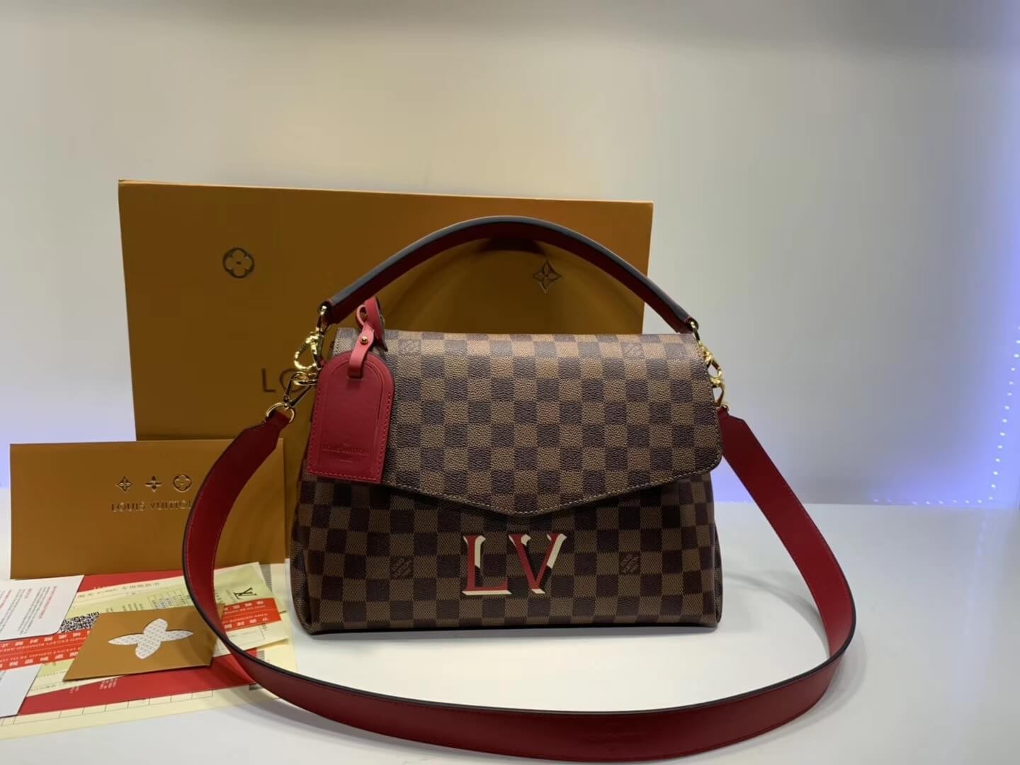 Louis Vuitton Damier Ebene Canvas Beaubourg MM N40176