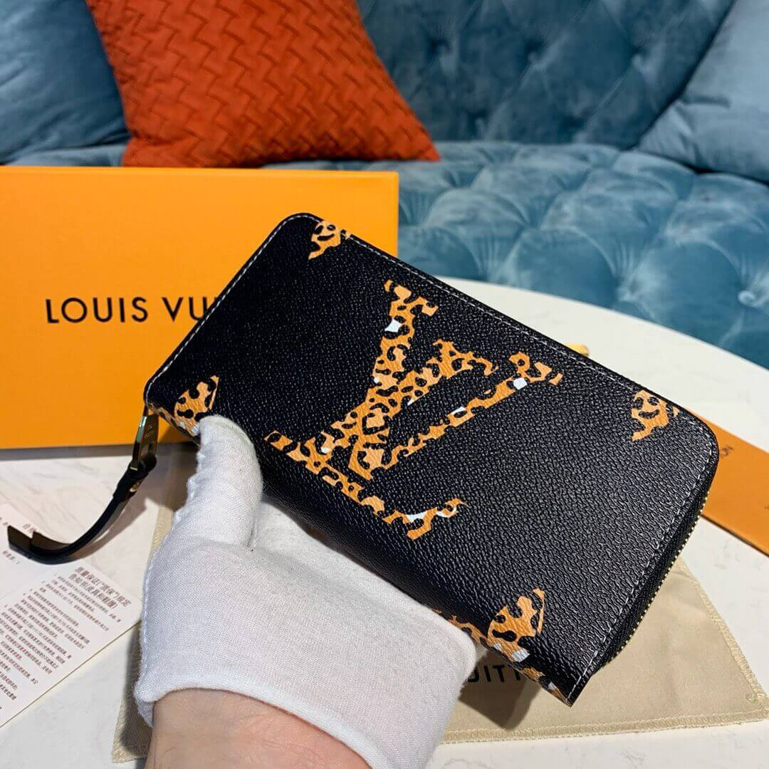 Louis Vuitton Monogram Giant Jungle Zippy Wallet M44744