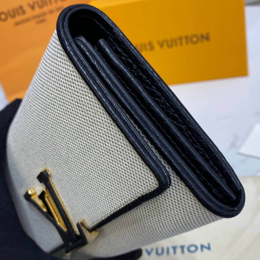 Louis Vuitton Capucines Wallet M81305