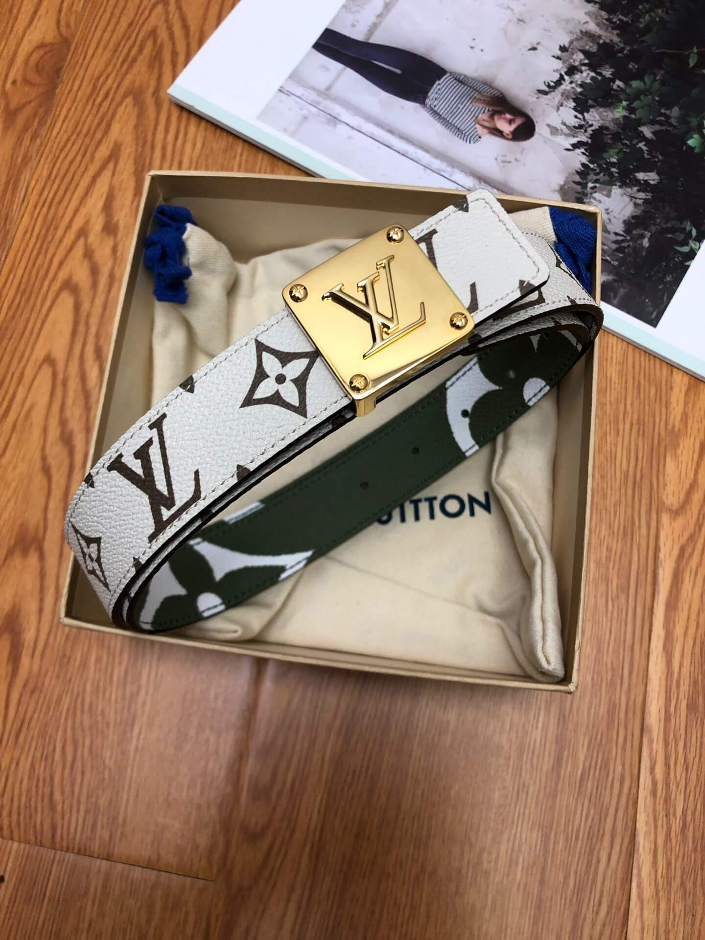 Louis Vuitton Iconic 30mm Reversible Belt M0149 White/Green