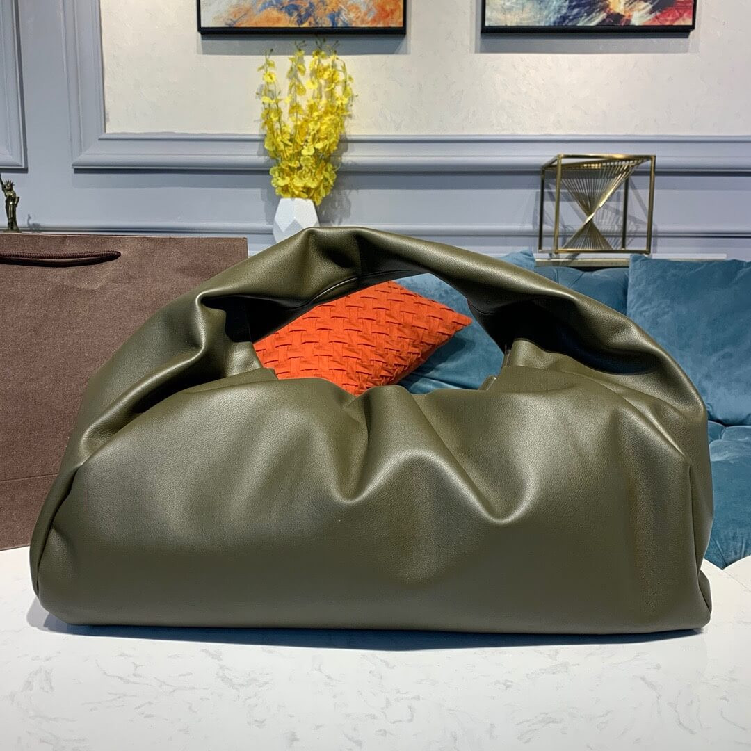 Bottega Veneta The Shoulder Pouch Large Leather Bag 607984