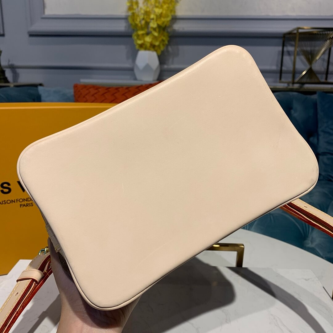 Louis Vuitton Monogram Canvas Noe BB M40817