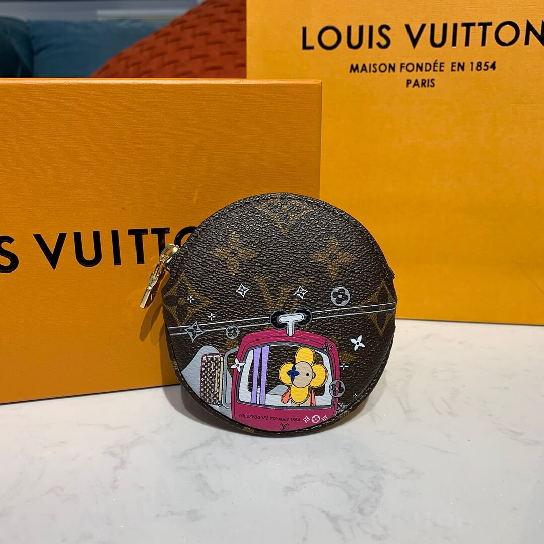Louis Vuitton Courchevel Round Coin Purse M61926
