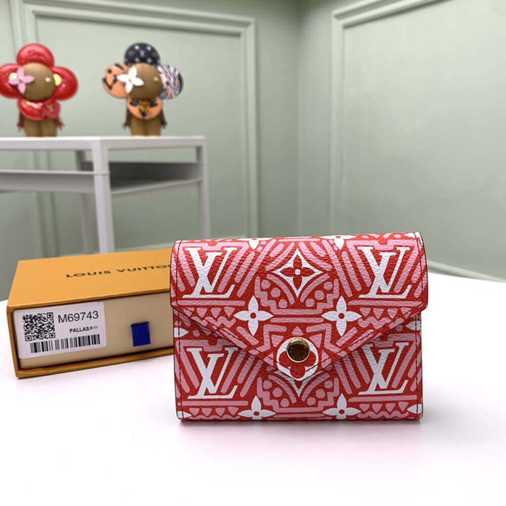 Louis Vuitton LV Crafty Victorine Wallet M69743